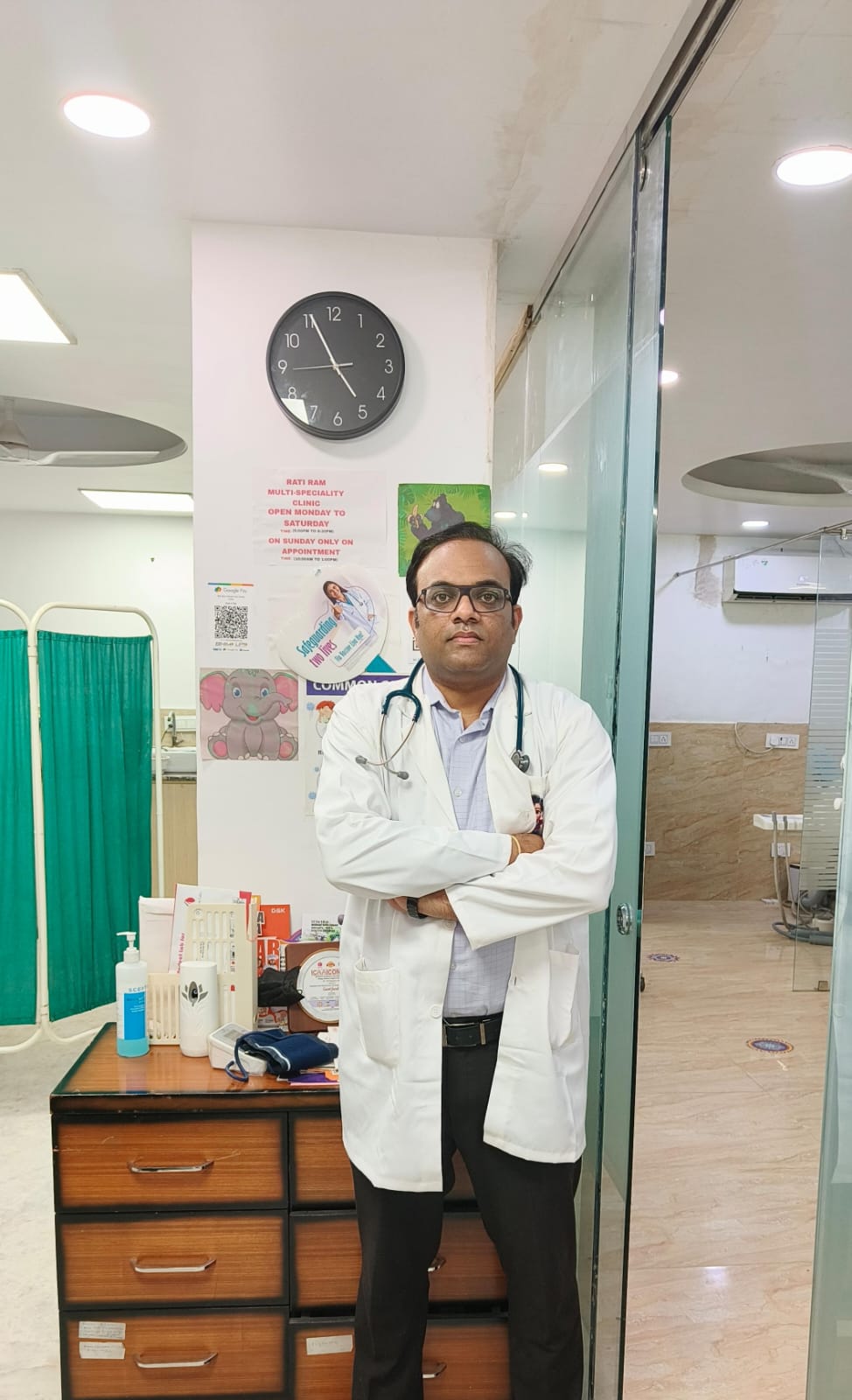 Dr. Shubhanshu Saini vaccination center